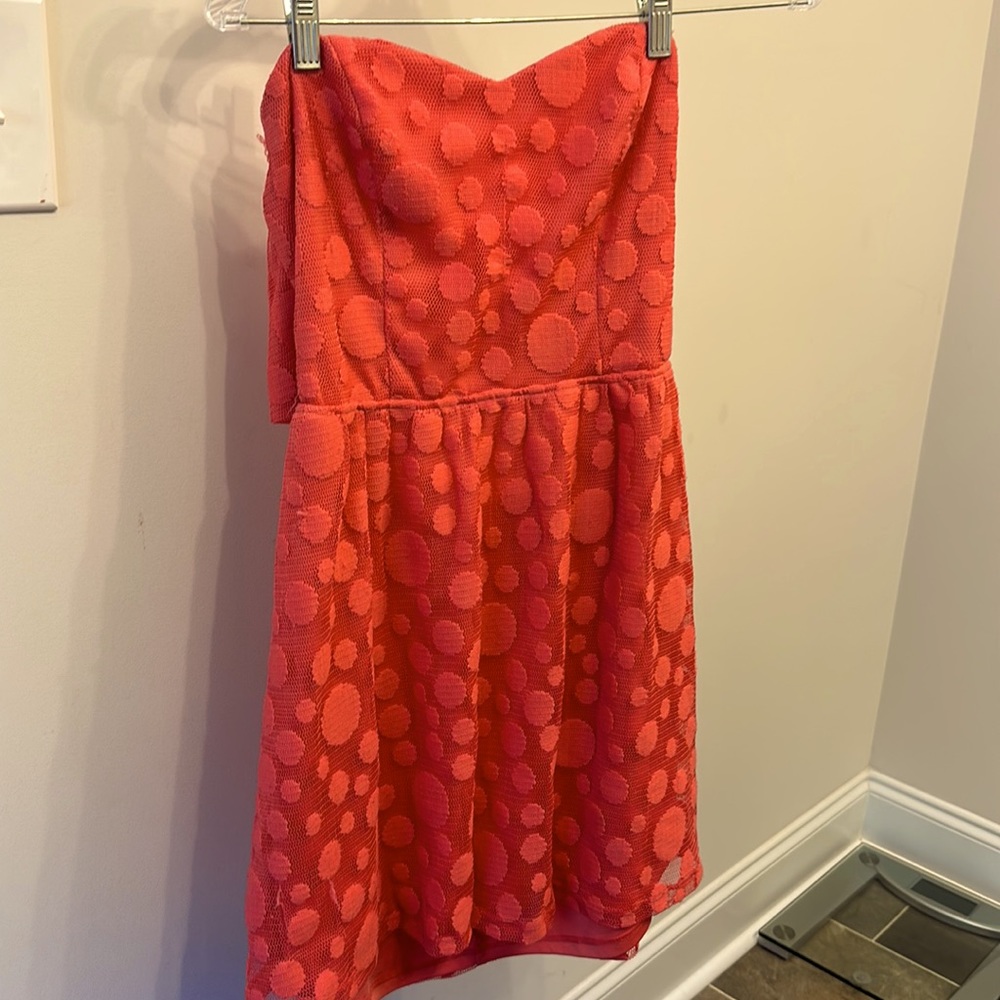 Pink strapless dress